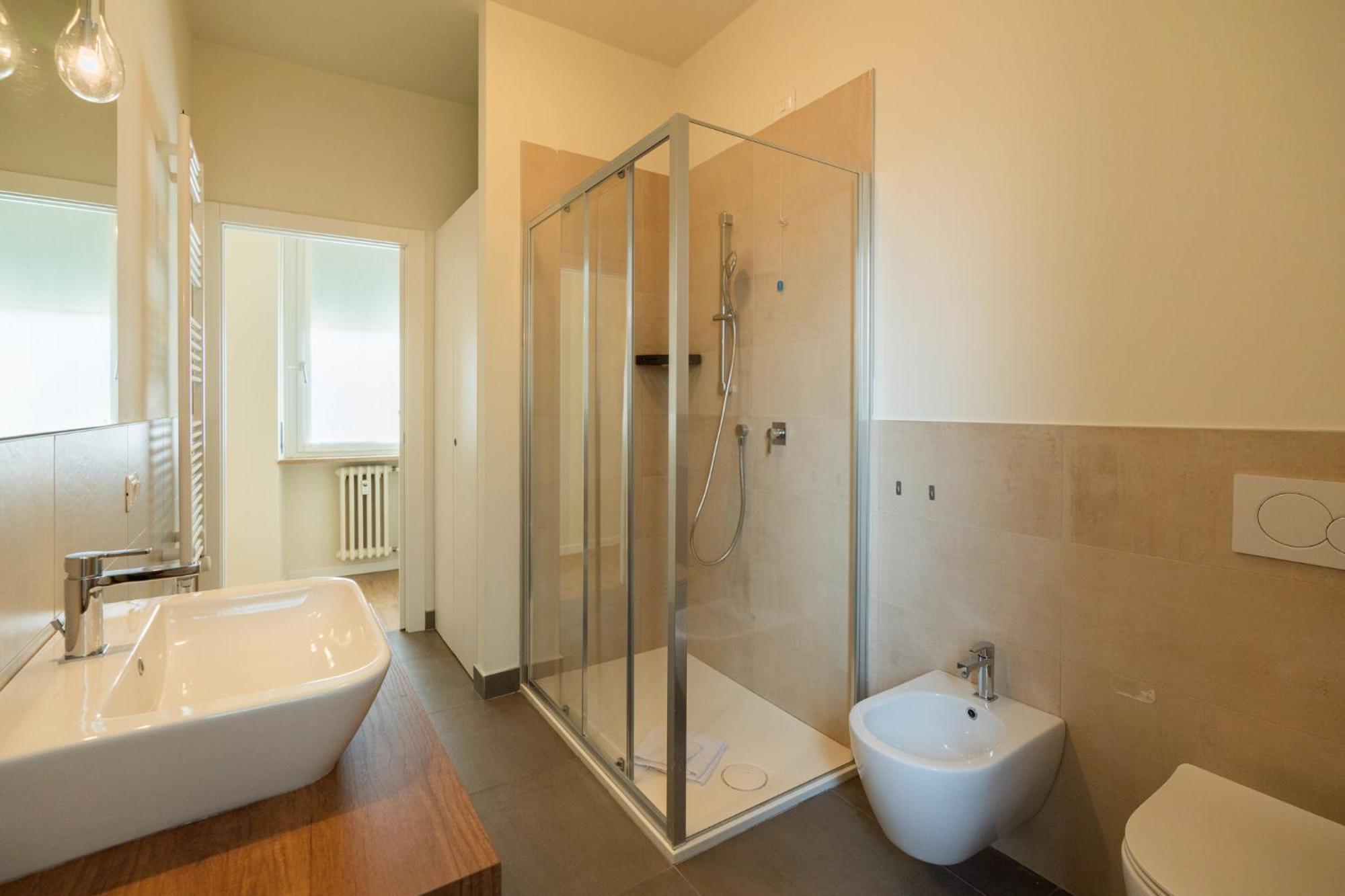 Domus Verona - Ampia Residenza Filippini A Pochi Passi Dall'Arena Bilik gambar