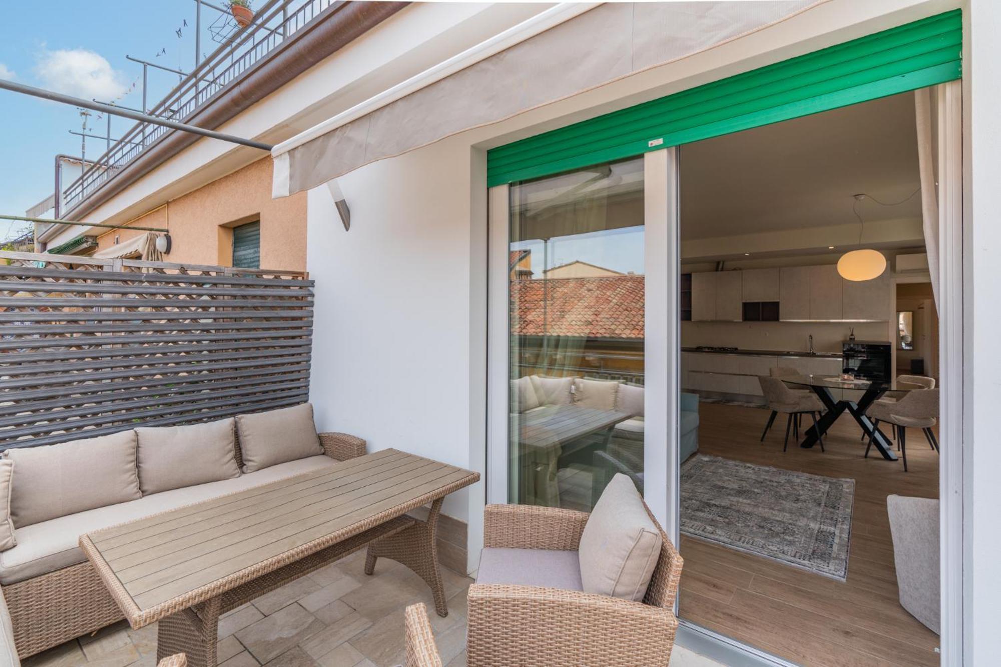 Domus Verona - Ampia Residenza Filippini A Pochi Passi Dall'Arena Bilik gambar